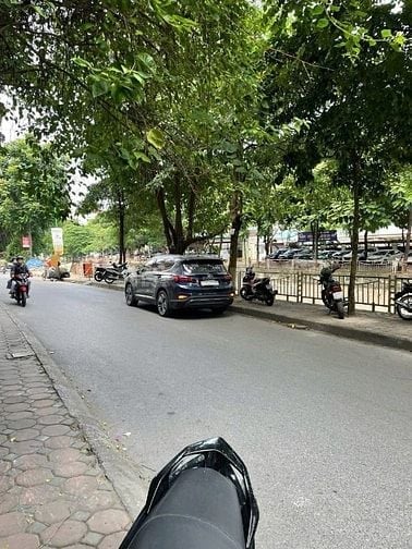 Cc Mời thuê Mặt Bằng Mặt Ngõ 160 Trần Đại Nghĩa Dt30m đg hè oto 5 tr.