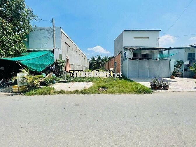 LÔ NGỘP HIẾM 7,5X43 GIÁ 620TR MẶT TIỀN TRẦN TỬ BÌNH, SHR, ĐƯỜNG NHỰA