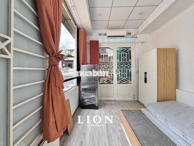 CHO THUÊ PHÒNG TRỌ QUẬN 1 - FULL NỘI THẤT, BAN CÔNG GẦN THẢO CẦM VIÊN