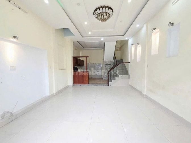 Bán nhà đường số 385 Lê Văn Việt , Quận 9 _ 4PN , Hướng Đông Nam