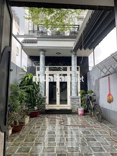 4,2x22m có sân ô tô 2pn 2 máy lạnh Huỳnh Thị Hai