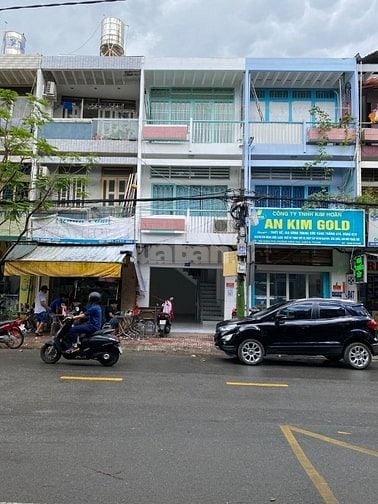 Nhà mặt tiền đường trục chính Hưng Phú cách cầu Nguyễn Tri Phương Quận