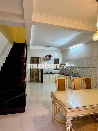 Bán Nhà 5 Tầng Trần Bình Trọng Nha Trang Hướng Đông Nam