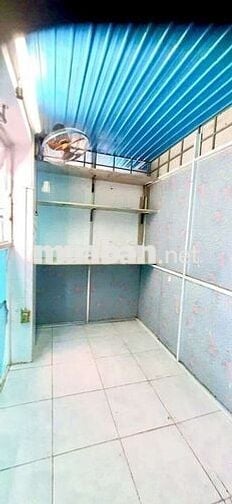 Phòng trọ liền kề Q1 giá chỉ 1,3tr