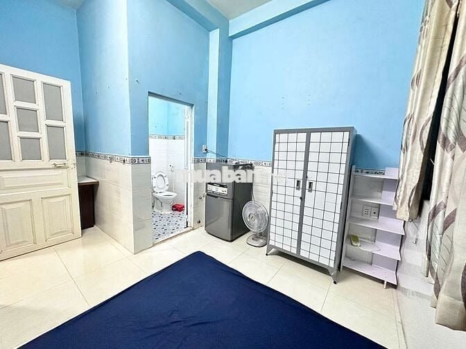 Studio Full nội thất cửa sổ giá rẻ đường Quang Trung