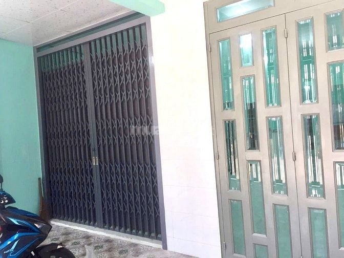 Cho thuê nguyên căn 3,5x10 đúc 2 lầu 3PN 3WC hẻm 3m thông XVNT P21 BT