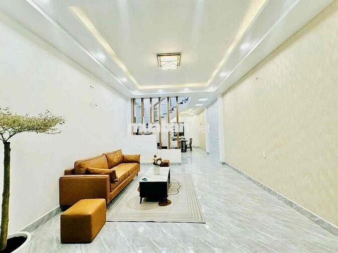 Nhà Mới Sân Đậu Ôtô Hẻm Tải Quay Đầu DT 4x17 1Trệt 1Lầu 2Pn 3Wc