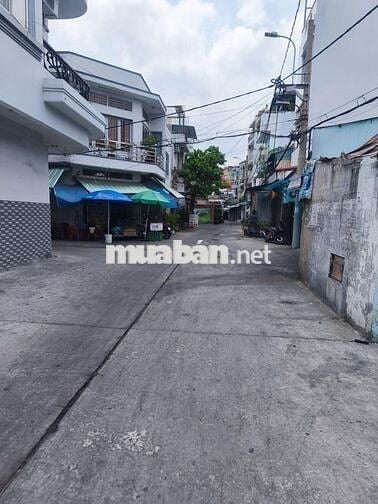 Bán nhà giáp Tên Lửa, hẻm xe hơi, 40m2, nhỉnh 4 tỷ