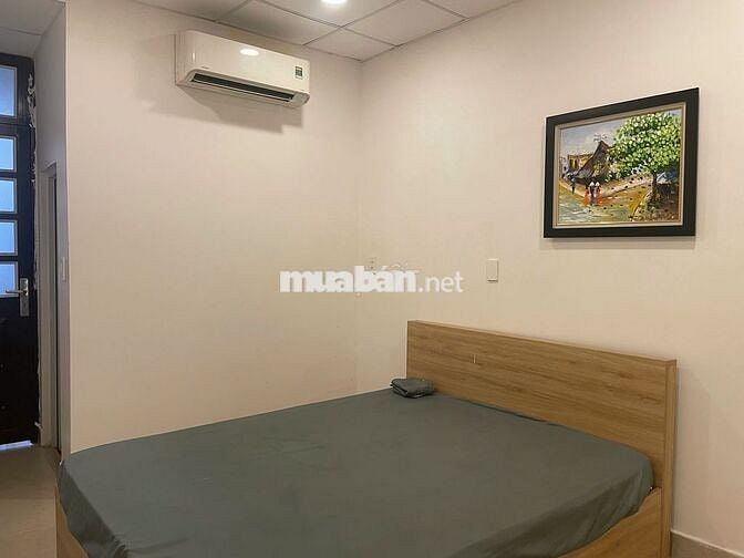 Cho thuê phòng trọ 40m2 đường Nguyễn Du, Quận 1