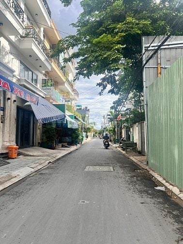 Bán lô đất Tô Ngọc Vân, Q12 . Diện Tích lớn giá 4x23m  Gía Chỉ 3,5 tỷ.