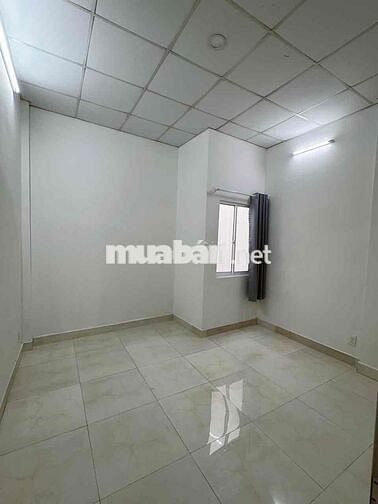 Cho thuê nhà hẻm Nguyễn Phúc Chu