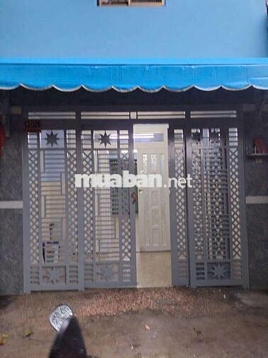 Nhà 2 mặt hẻm. 2 phòng ngủ, 2 vệ sinh