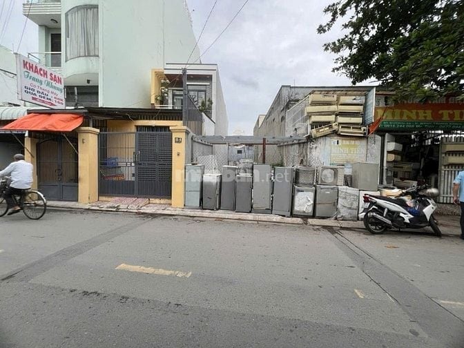 Bán đất mặt đường 8m , thông thoáng 