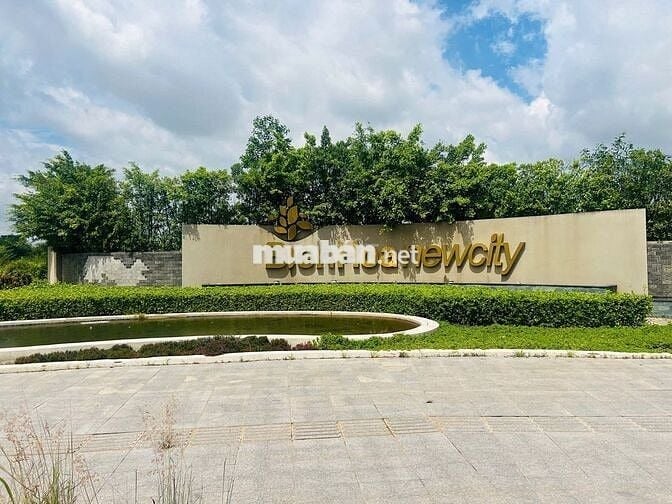 Thanh lý 3 nền 100m2 ngay trường học.Không lỗi.Giá 1,750 tỷ bao thuế