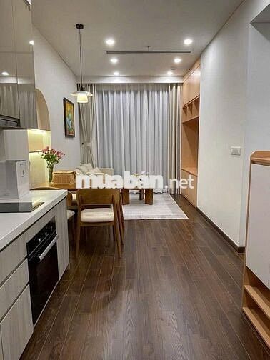 Căn hộ tòa A view hồ hướng mát mẻ 2 ngủ 2 wc đủ đồ