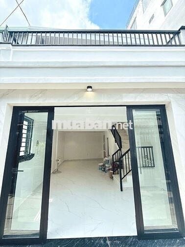 Bán Nhà 2 Tầng BTCT Ngang 4.5m Lô Nhì Huỳnh Tấn Phát Giáp Q.4 Hơn 4 Tỷ