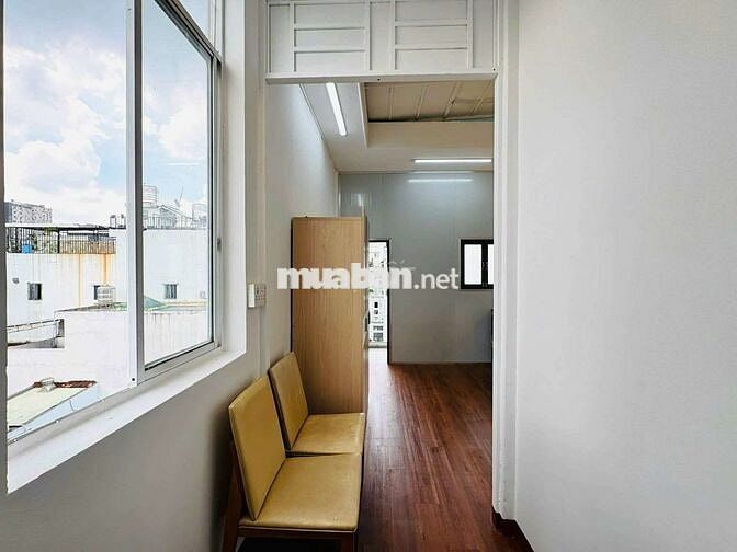 🔥STUDIO BAN CÔNG RỘNG LỚN - CỬA SỔ LỚN BAO QUANH NGAY KHU SÂN BAY🔥