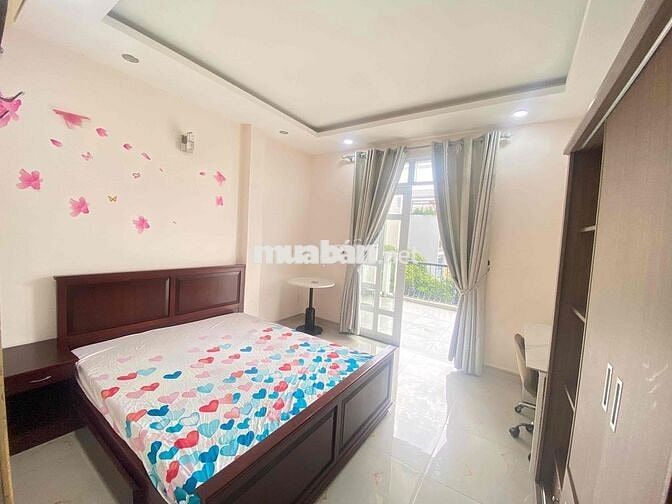 PN TÁCH BẾP  BAN CÔNG SIÊU RỘNG TRUNG TÂM QUẬN 7