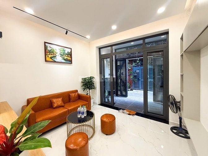 GẤP BÁN NHÀ BÌNH THẠNH- NƠ TRANG LONG- HẺM XE HƠI- 50m2- 7,68 TỶ TL