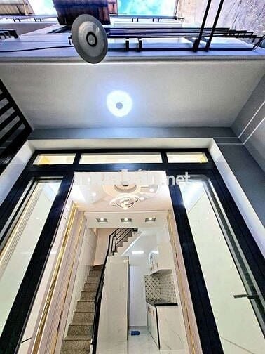 Nhà bán gần Phú Mỹ Hưng quận 7