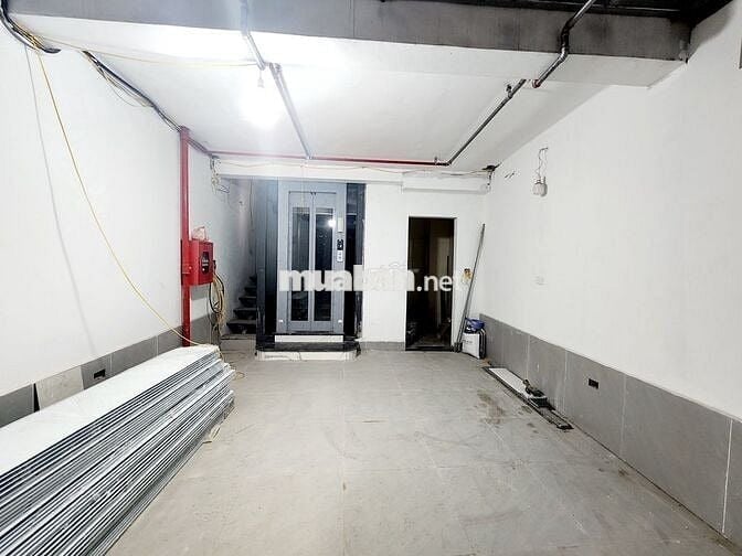 BÁN NHÀ ĐỐNG ĐA - 7 TẦNG THANG MÁY - SIÊU PHẨM DÒNG TIỀN