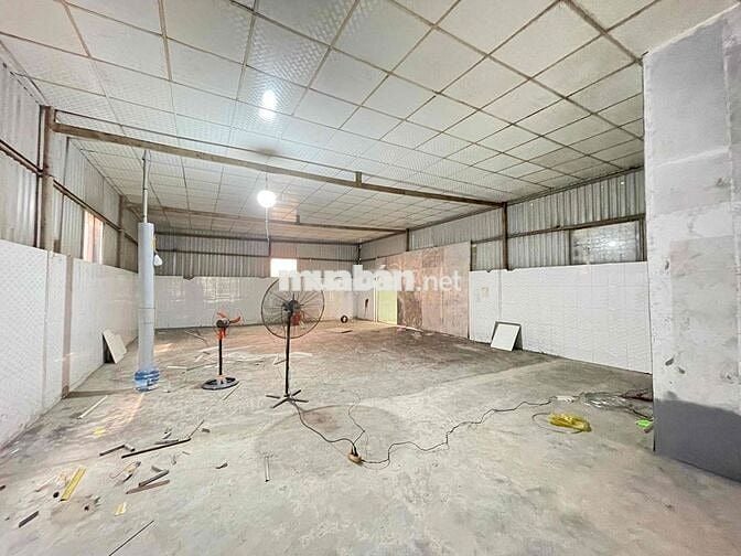 🔴 Xưởng 200m2, đường Hương Lộ 2, phường Bình Trị Đông A, quận Bình Tân
