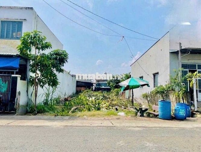 Cần bán lô đất đẹp Nguyễn Văn Khạ, Thị trấn Củ Chi, SHR, giá 1ty810