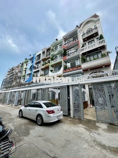 Vừa Ở, Làm Cty, KD, 5 Tầng, Thang Máy, Full nội thất, Đường Hương Lộ 2