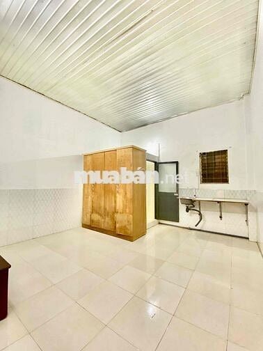 Phòng trọ sinh viên siêu rộng 25m2 ngay ngã 6 gò vấp