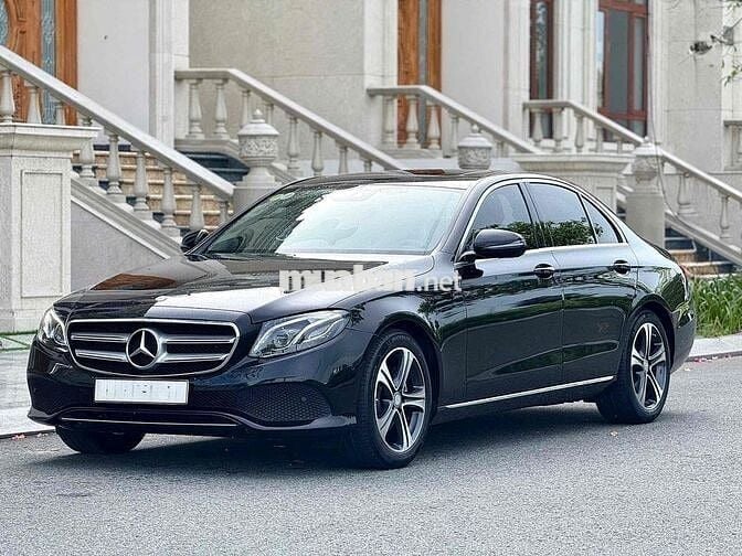 BÁN E250 Siêu Lướt chạy 36.000km bao check hãng