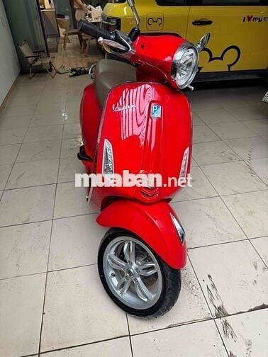 Vespa 2018 - dư dùng cần bán