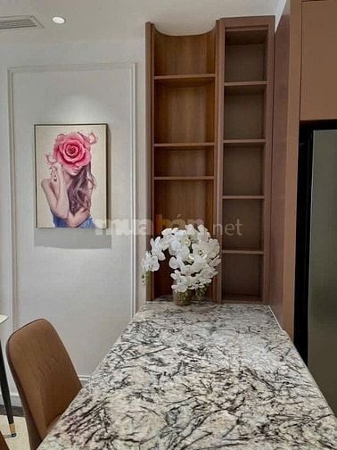 Cho thuê căn 3 ngủ 146m2 đẹp nhất tòa Chung cư Cao cấp 59 Xuân Diệu