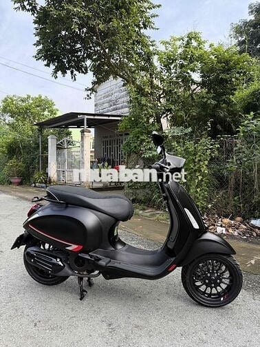 Vespa 150 2021 odo 10 ngàn cây bstp chính chủ