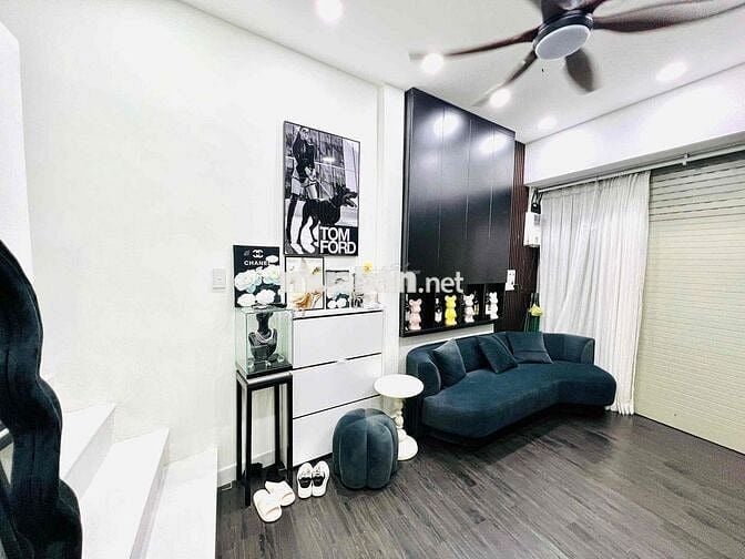 Bán nhà MT Nguyễn Đình Chiểu, Chợ Vườn Chuối, Trường học Bàn Cờ…