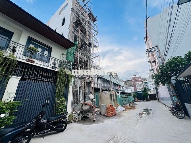 BÁN GẤP -LÔ ĐẤT 80M2- NGANG 4.5M- HẺM XE TẢI- XÂY DỰNG 5 TẦNG-  6.5 TỶ