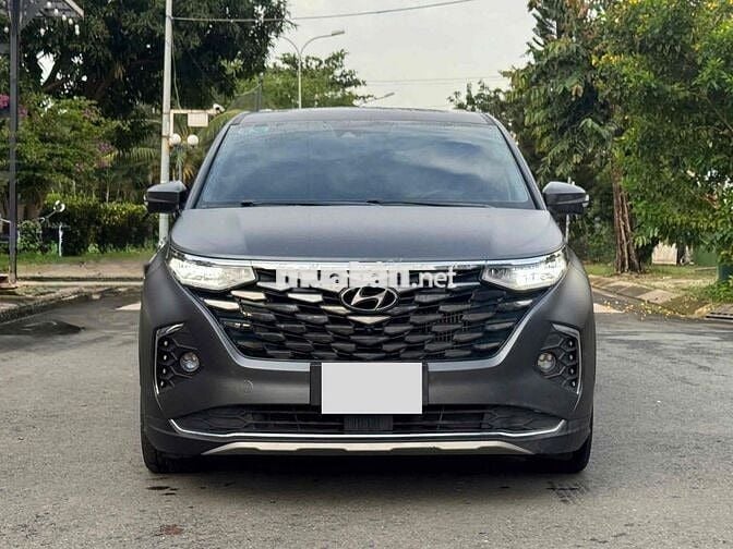 Hyundai Custin 2.0T - 2024 Màu Trắng Wrap Đen Nhám
