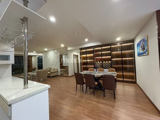 Cho thuê căn hộ cao cấp Discovery Complex, Cầu Giấy