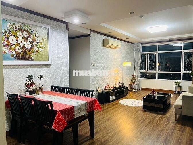 Cho thuê căn hộ Hoàng Anh Gold House, 2 Phòng Ngủ Đầy Đủ Nội Thất