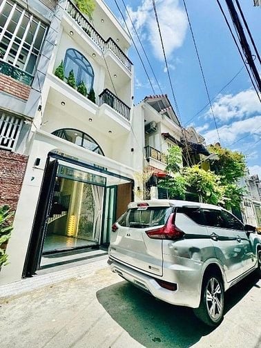 Bán gấp nhà 5PN Bùi Hữu Nghĩa, P. 2, Bình Thạnh, (66m2), hẻm oto
