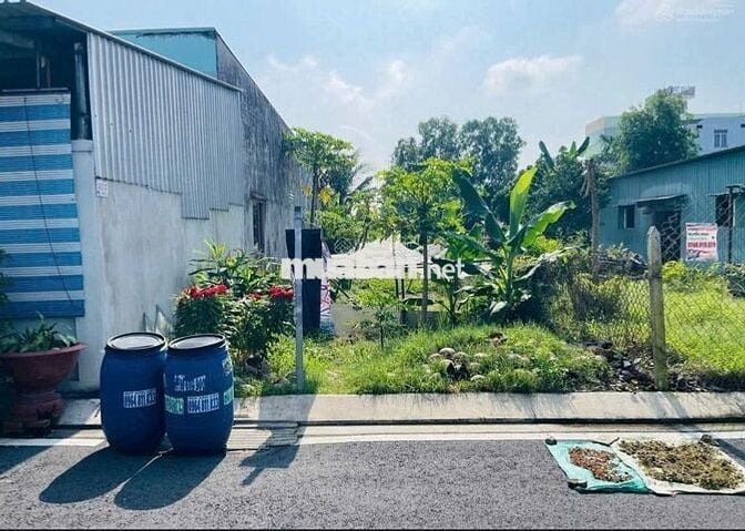 NÓNG! bán nhanh lô đất gần cầu vượt Củ Chi giá 750tr, sổ hồng riêng