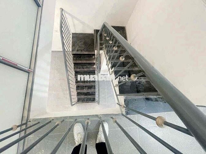 Cho thuê phòng trọ 3tr5, trệt kinh doanh 7tr gần Trần Hưng Đạo quận 5