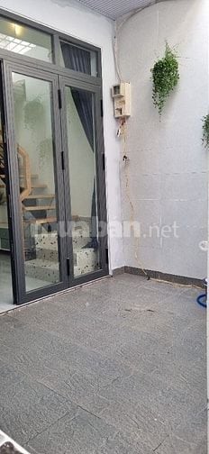 4×15.Nhà đẹp 3pn giá chỉ 3.45 tỷ hẻm rộng sạch sẽ gần đường lớn lvk