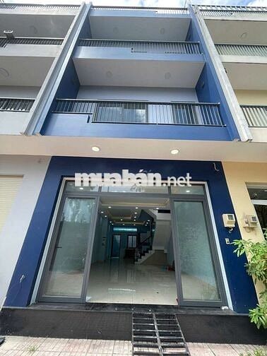 Nhà1 trệt 2 lầu đường hương lộ 80 Bình Hưng Hòa B bình tân