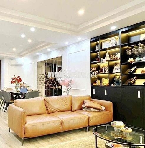 CĂN HỘ 3pn Giảng Võ, Ba Đình giá 9,5 tỷ