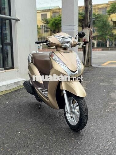 Lead 2016 máy rin chất. Tất cả các chi tren xe đep