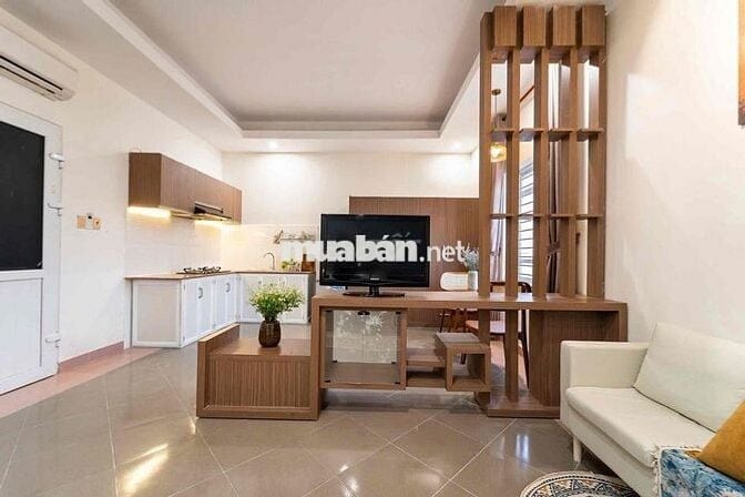 cần cho thuê phòng đầy đủ nội thất , giờ giấc tự do , có thang máy