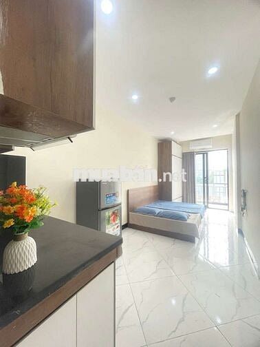 Siêu phẩm CCMN 25-30m2 Full đồ. Ban công, máy giặt tại Khương Đình