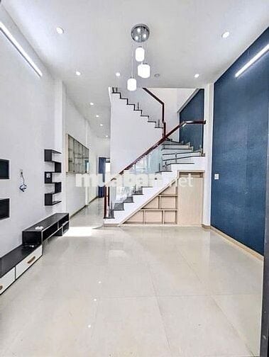 hà trệt lầu 2PN hẻm đường Nguyễn Văn Cừ chỉ 5,5 triệu