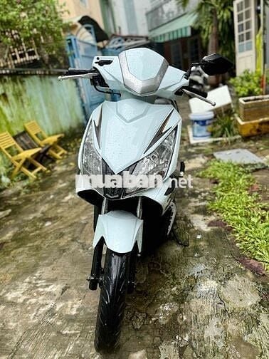 Ab trắng 2đèn biển43. Máy rin ngon chính chủ.