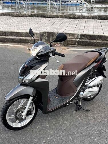 cần bán xe vision 2020 xe lướt như mới